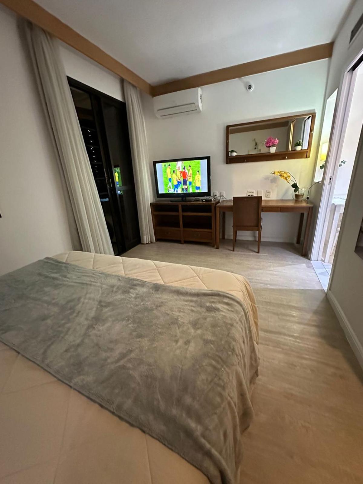Studio Living Faria Lima * São Paulo