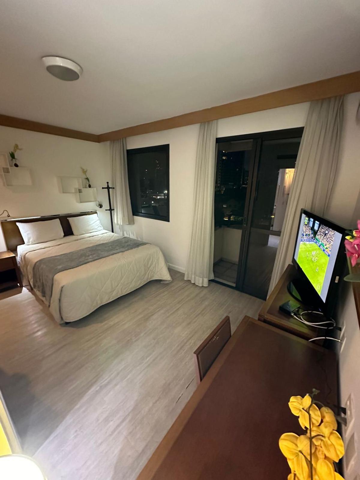 Studio Living Faria Lima *